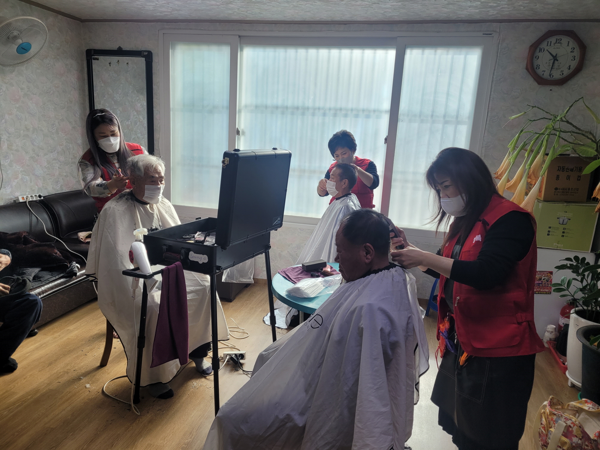 대한미용사회중앙회 안산 상록구지부, 어르신 대상 미용 재능기부