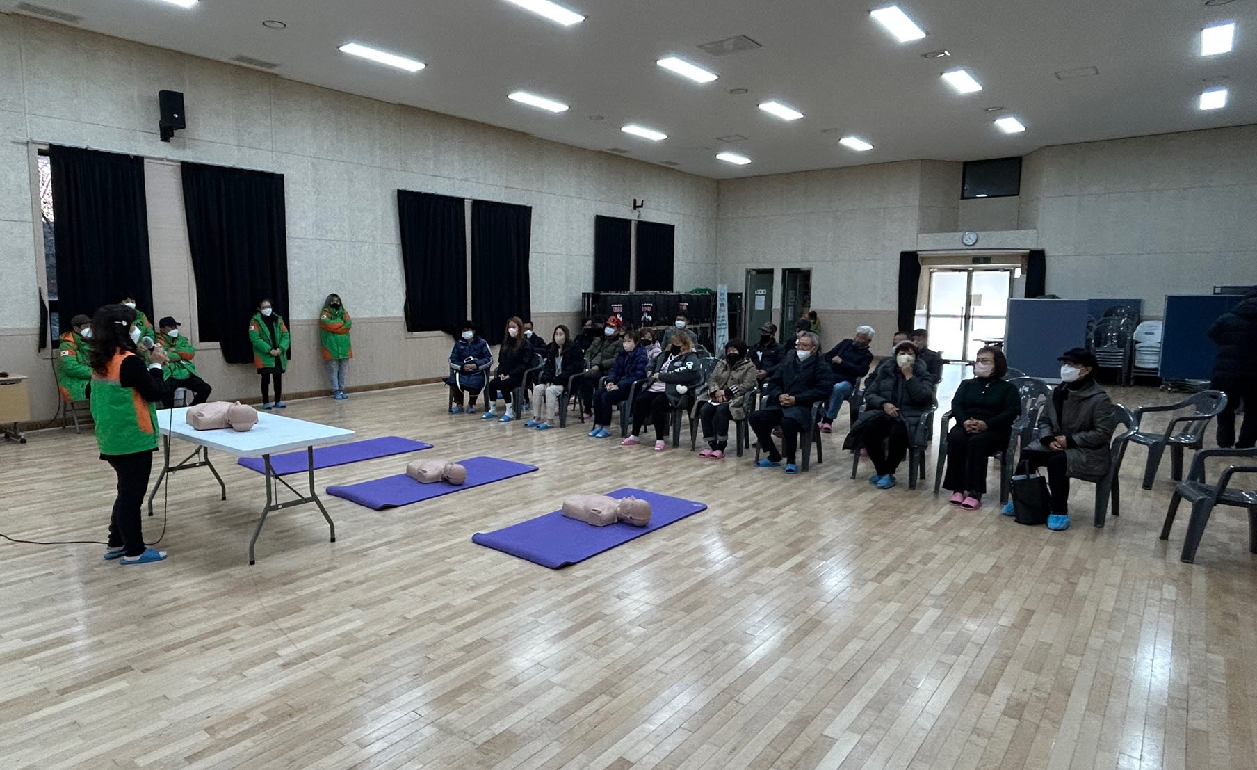 안산시 대부동 주민자치회, 생명을 살리는 심폐소생술 교육 진행