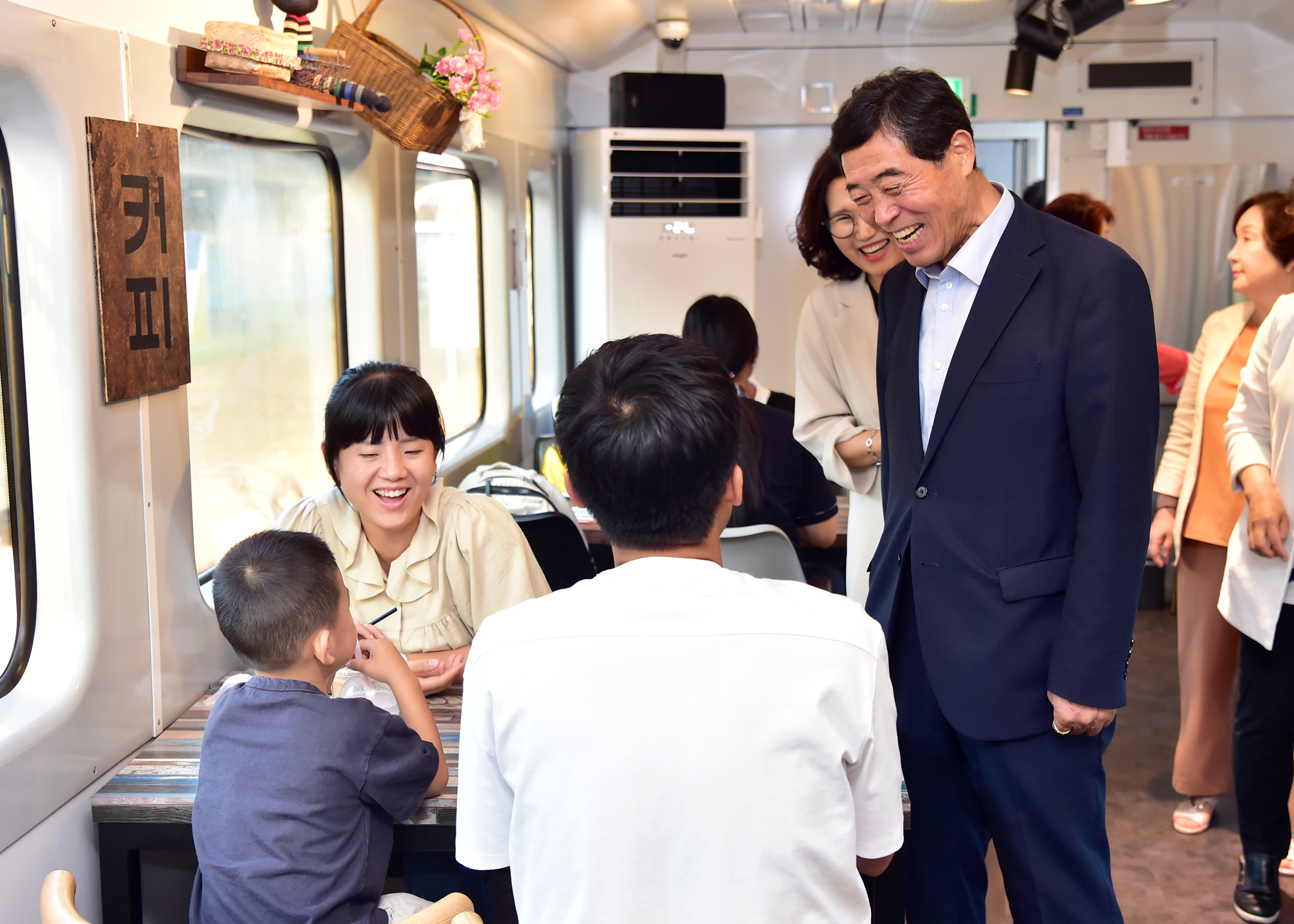 기차에서 문화체험을…Station-A(Ansan, Art) 개소식