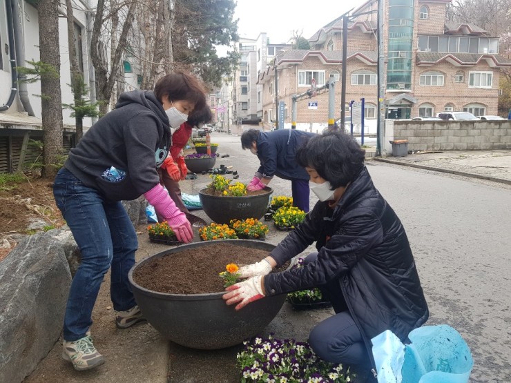 선녀마을, 봄꽃으로 봄 향기와 봄기운 전해