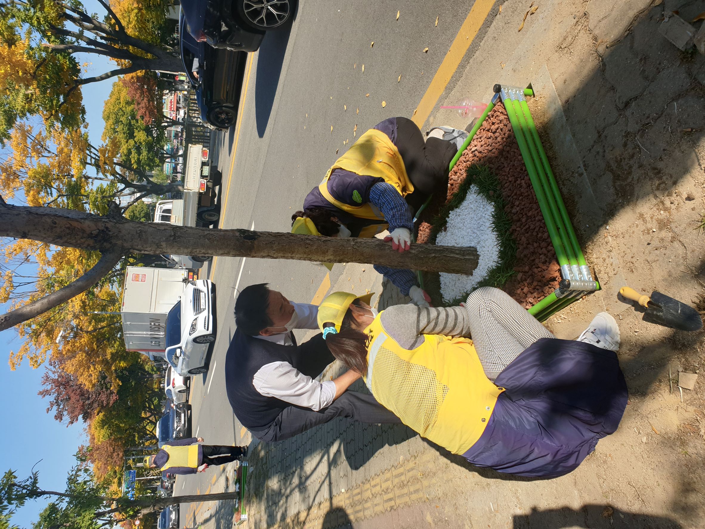 안산시 월피동 주민자치위원회, 안산천변 가로수 화단 조성