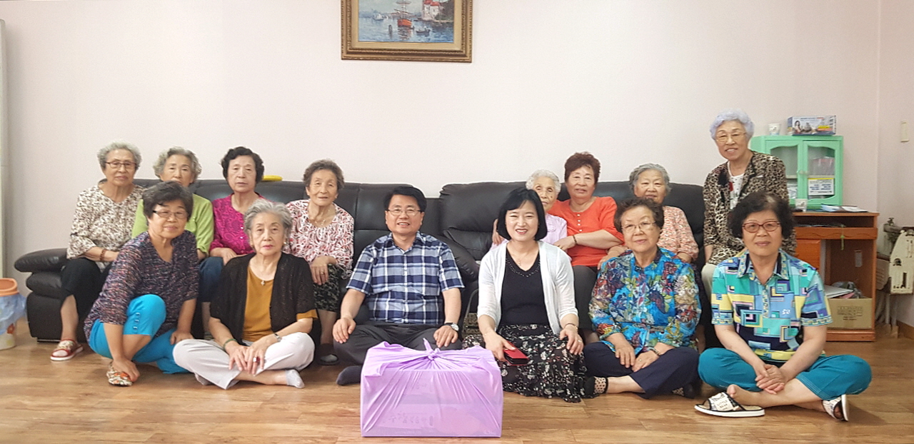 성포동 주민자치위원회, 관내 9개 경로당 방문