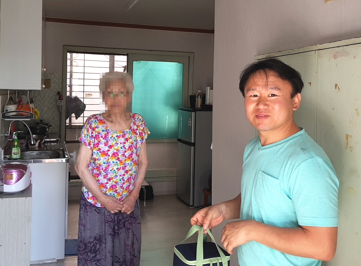 부곡동, 추석맞이 저소득층에 명절 음식 전달