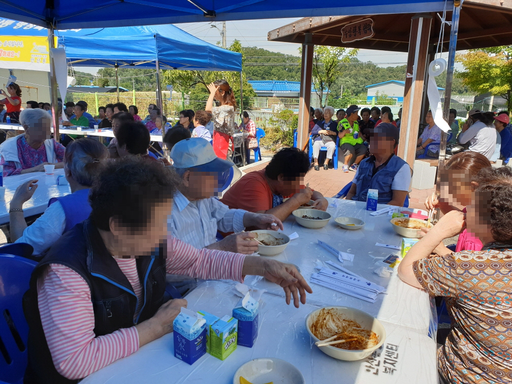안산동“어르신! 자장면 드시고 무병장수하세요”