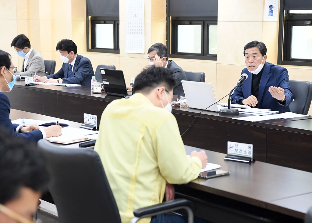 윤화섭 시장 “과감한 재정 투입과 적극적인 일자리 창출로 침체된 지역경제에 활력을”