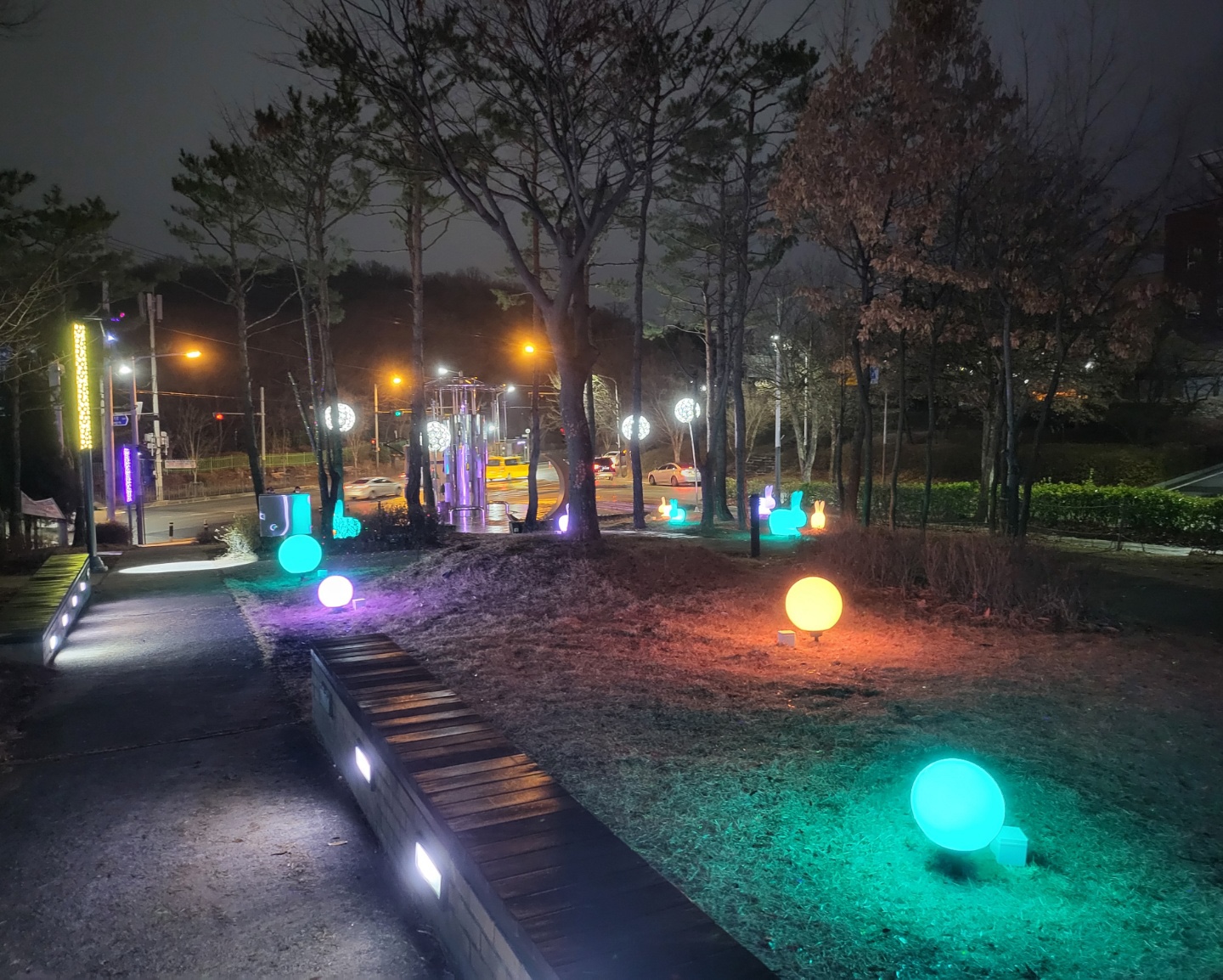 안산시 상록구청 주민쉼터 환하게 밝힌 야간조명