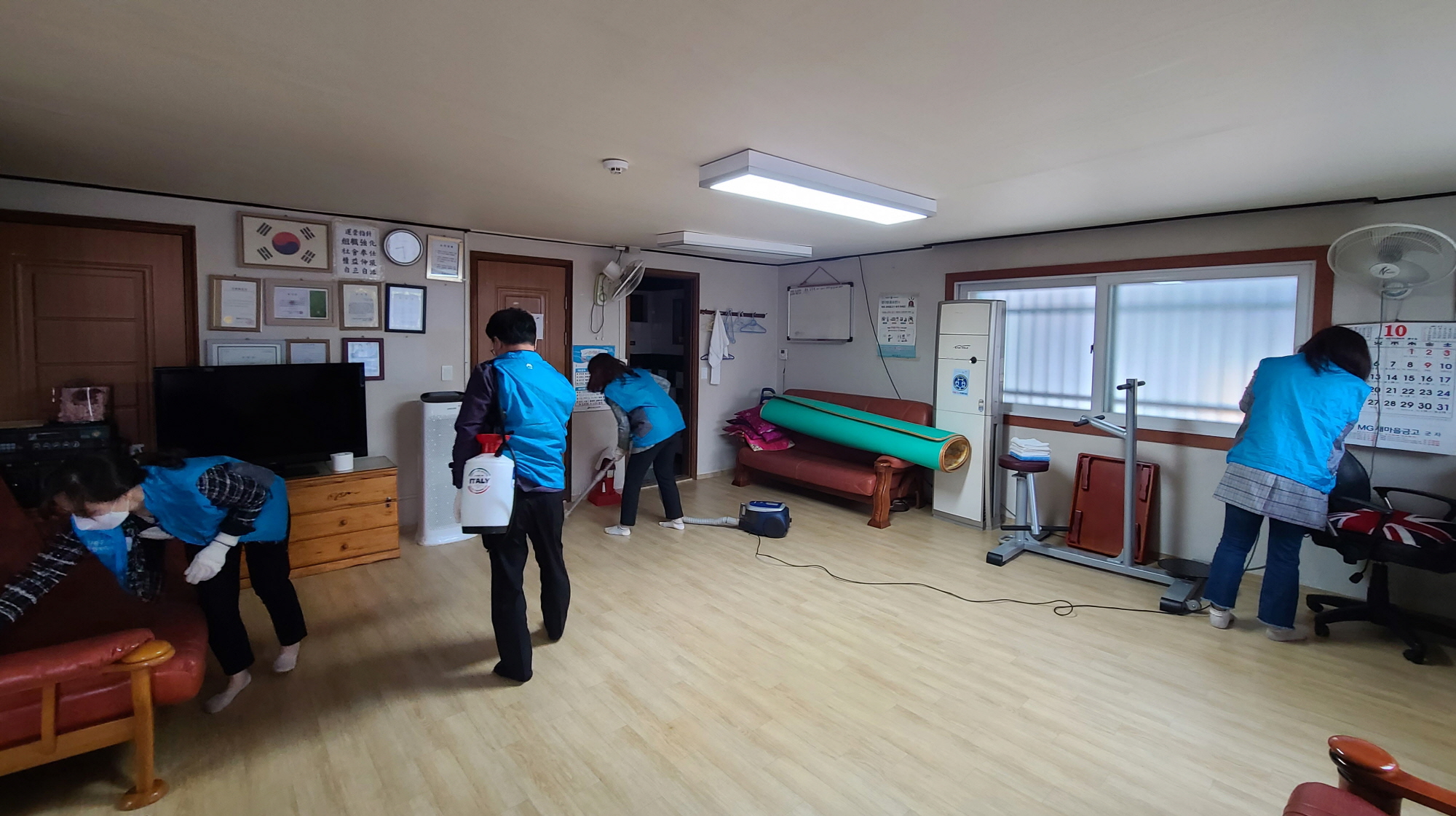 선부2동 주민자치위원회, 경로당 환경정화 및 방역활동