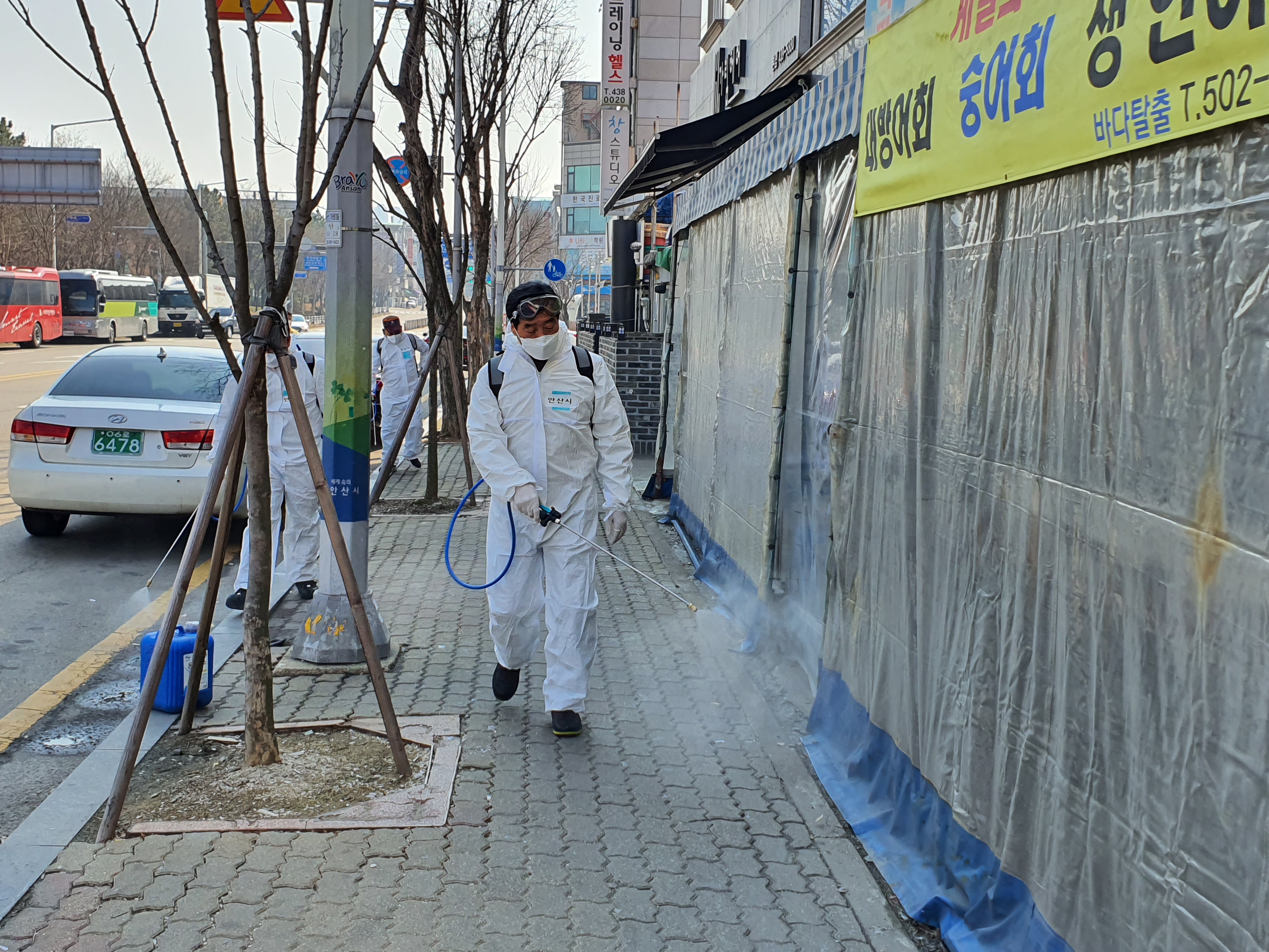 윤화섭 시장 “코로나19 청정지역 지키지 못해 죄송…추가 감염 차단 최선 다할 것”