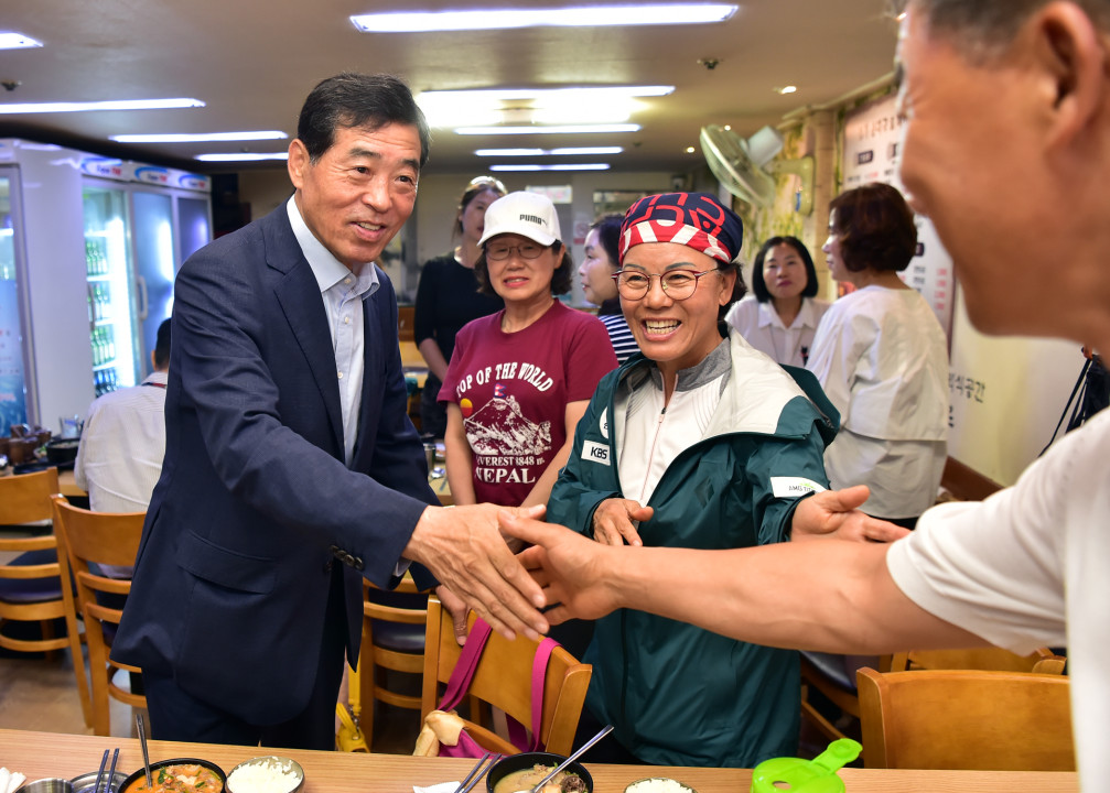 ‘히말라야 무스탕 트레킹 도전’안산시 줌마 탐험대 귀국