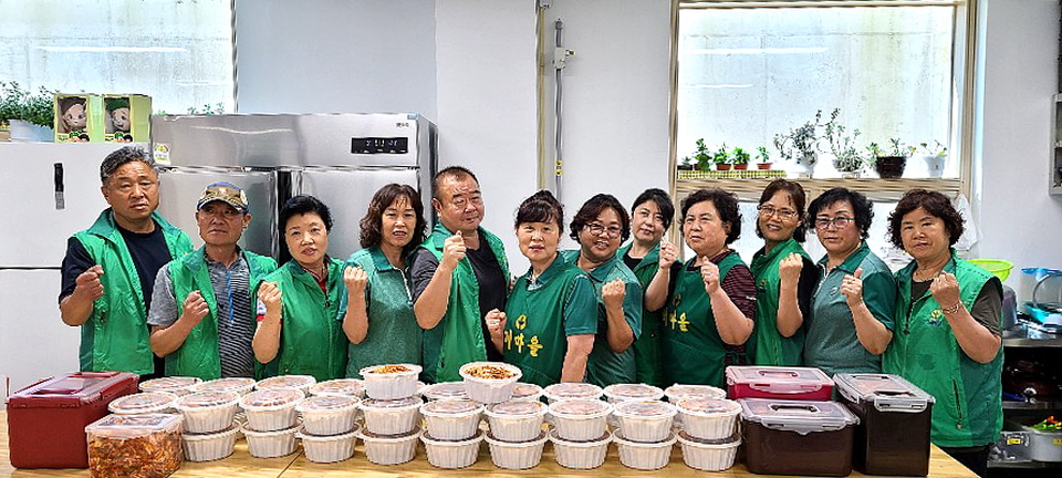 백운동 새마을회, 여름 계절김치로 이웃사랑 실천