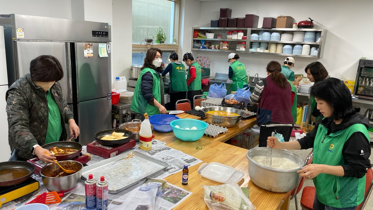 안산시 백운동 새마을회, 반찬 나눔으로 이웃사랑 실천