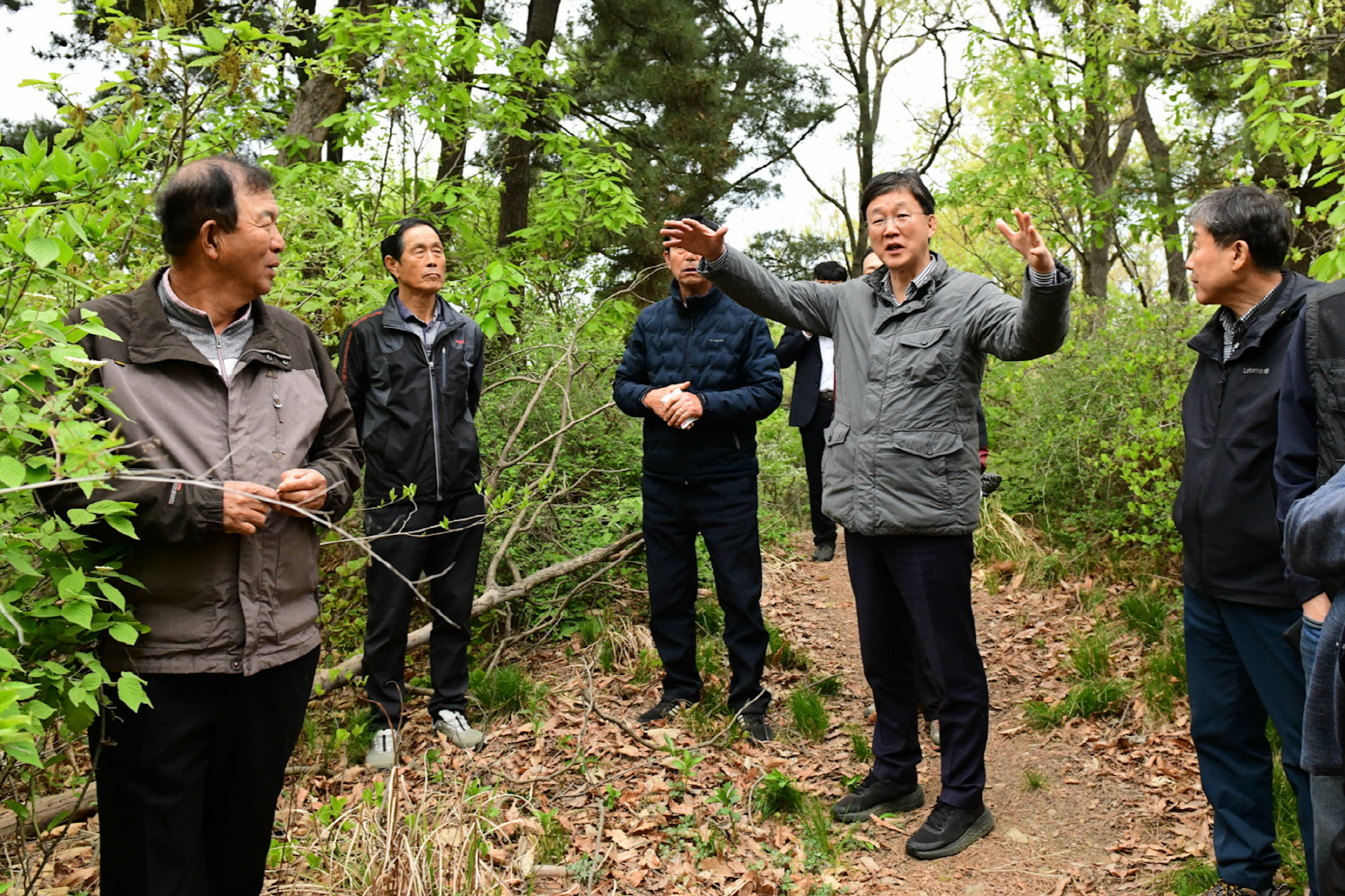 이민근 안산시장, 시민과 함께 가치토크…시민과 함께 대부해솔길  현장 점검