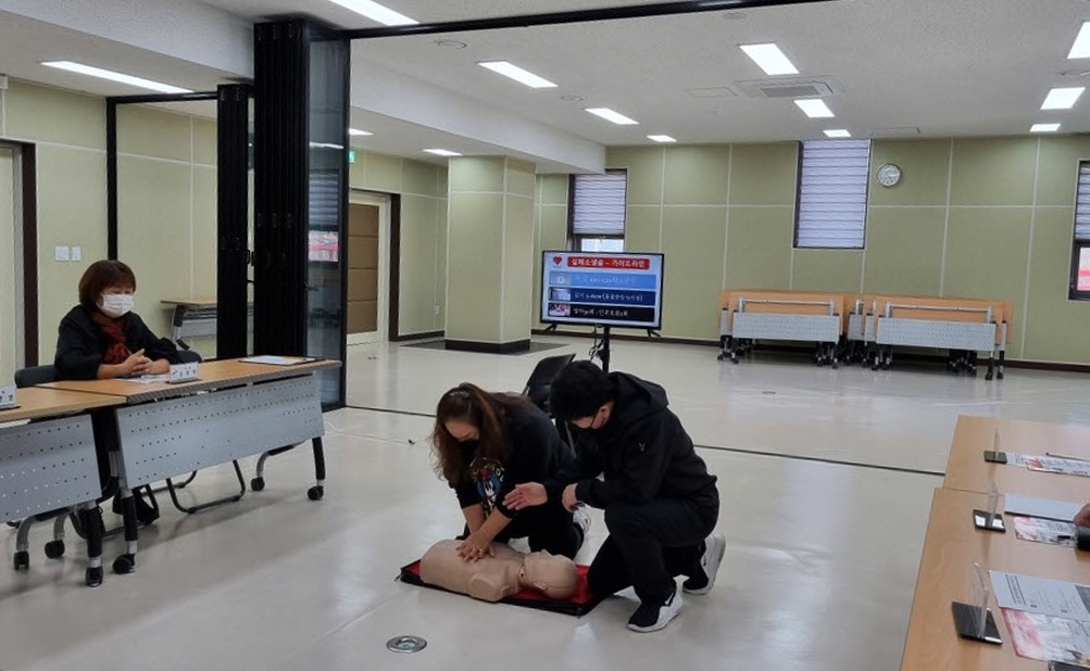 안산시 고잔동 지역사회보장협의체, 심폐소생술 교육 실시