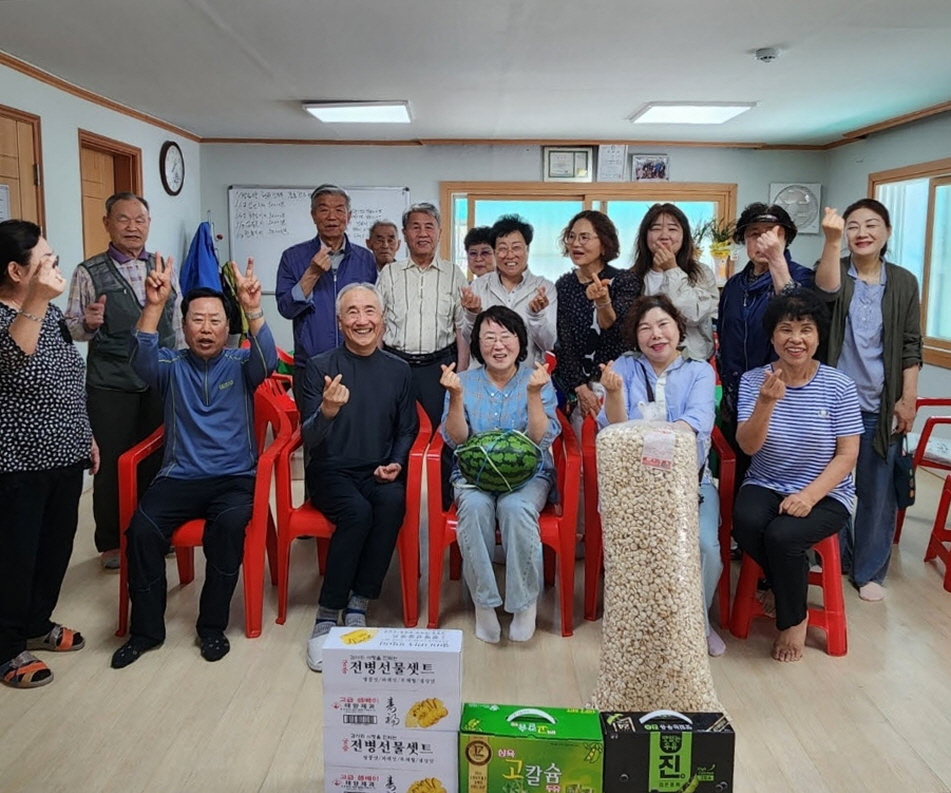 안산시 본오2동 통장협의회, 경로당과 장애인시설에 물품 전달