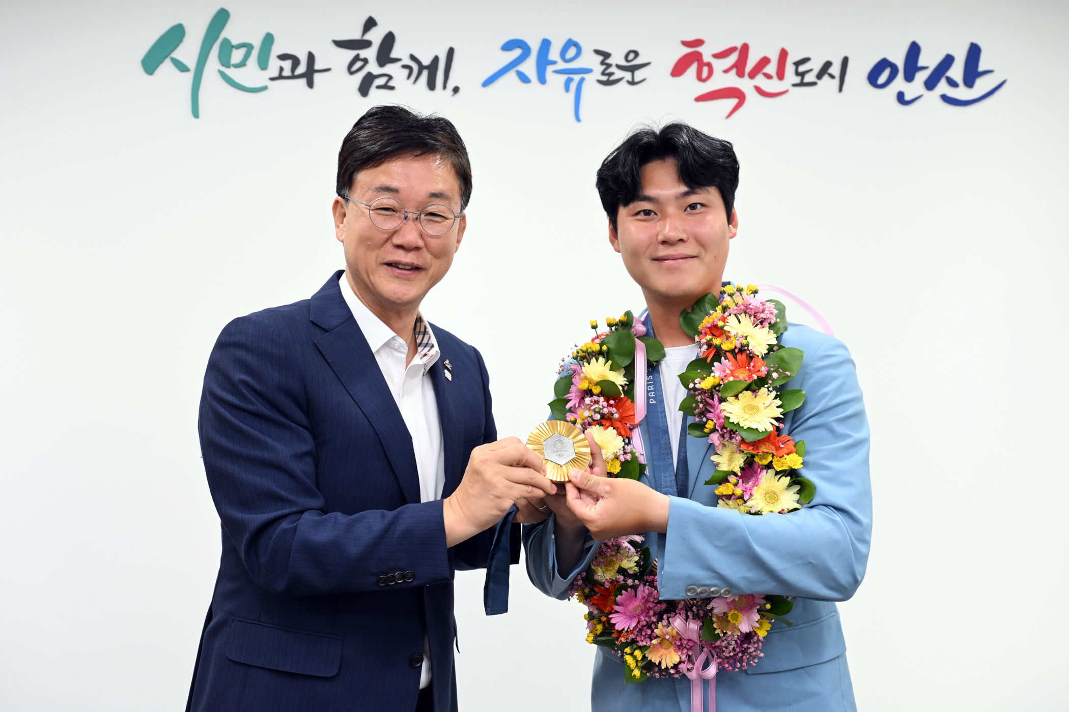 안산의 체육 전사들, 파리 센강 빛냈다