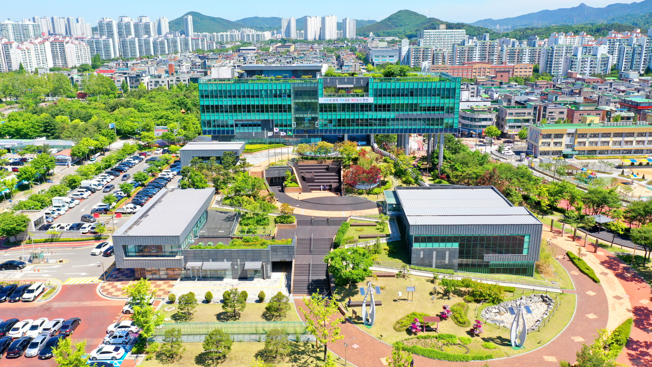 안산시 상록구, 장기 방치 차량 전수조사 착수… 강제 견인 병행