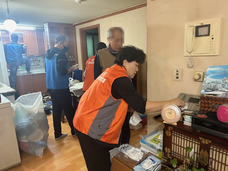 안산시 호수동 지사협,‘희망가득 스위트홈 정리수납 사업’지원