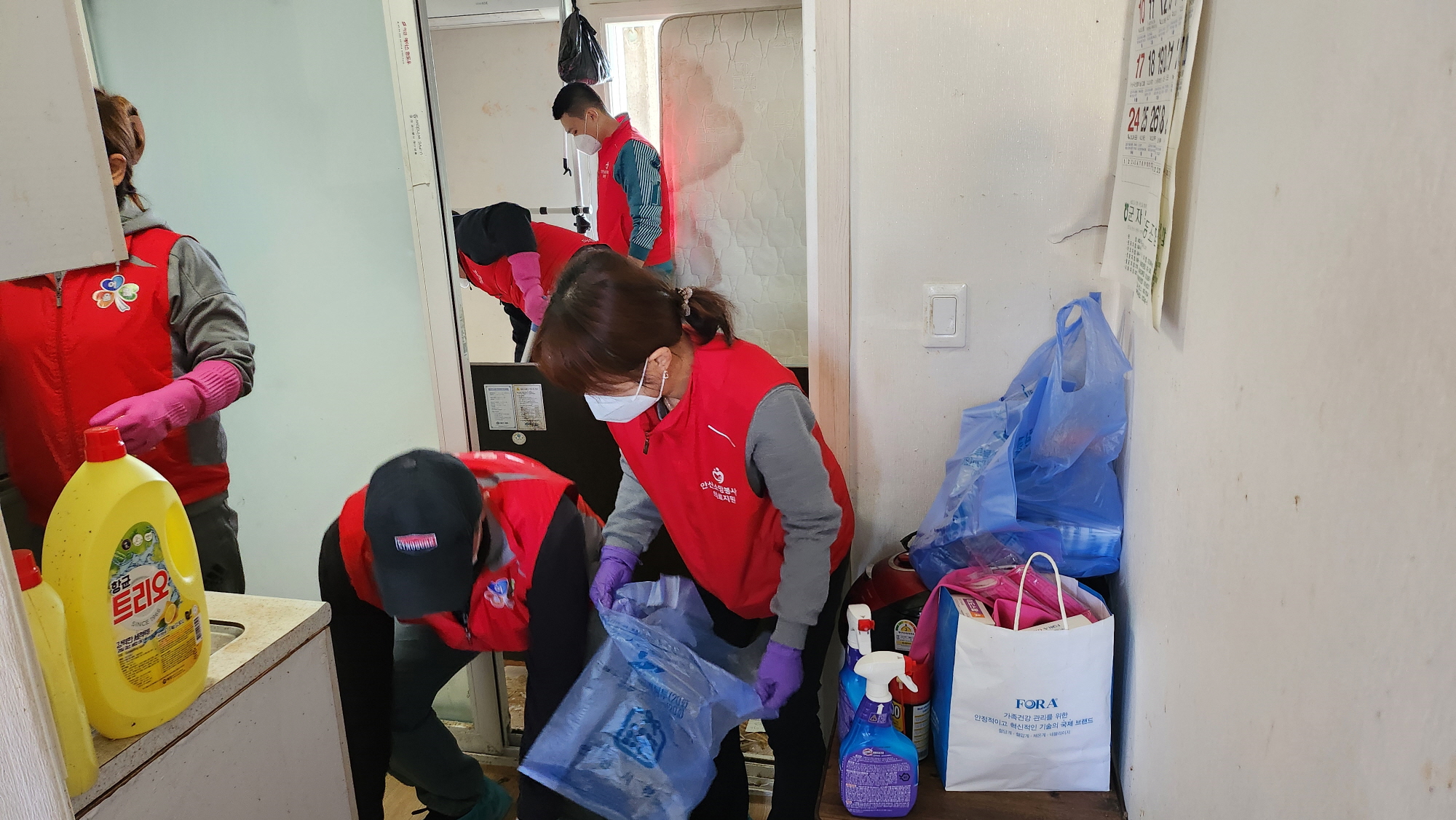 안산소망봉사회&어울림봉사회, 선부1동 주거환경개선 봉사활동