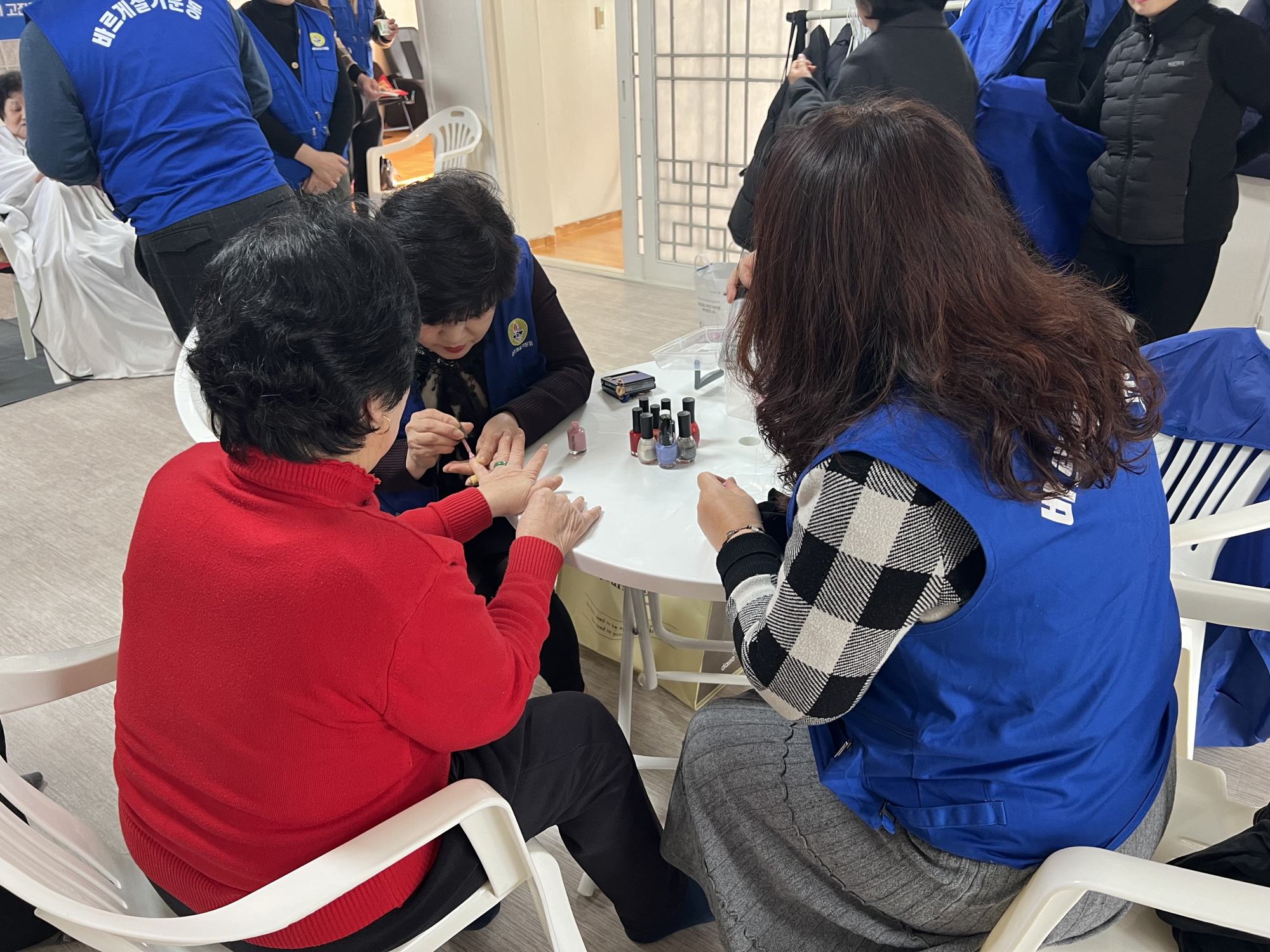 안산시 성포동 바르게살기위원회, 경로당 이미용 봉사활동