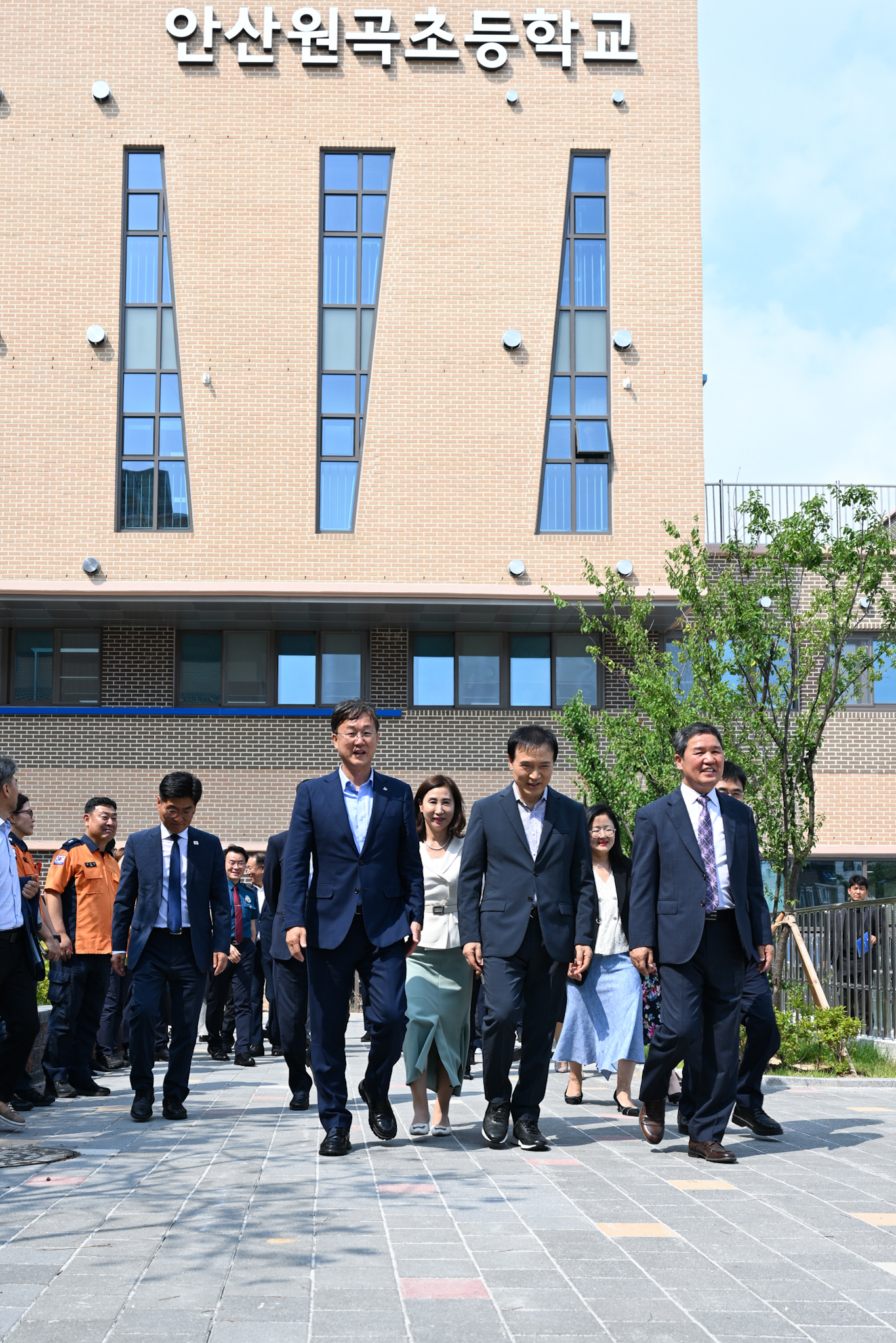 안산시, 경기도교육청과 다문화 교육 현장 점검… 원곡초 준공식도 열려