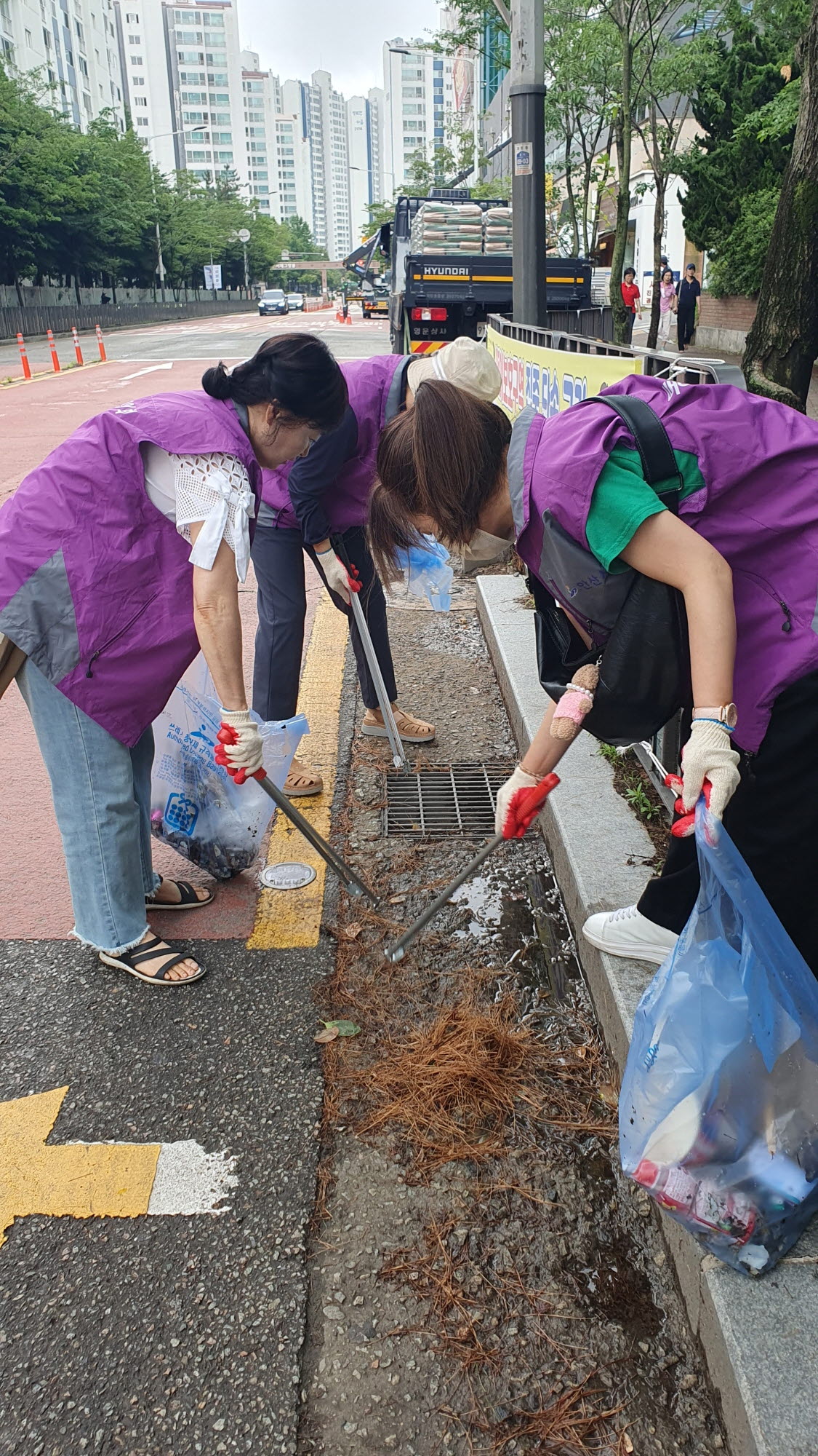 안산시 초지동 통장협의회, 우기 대비 안산사랑 대청소
