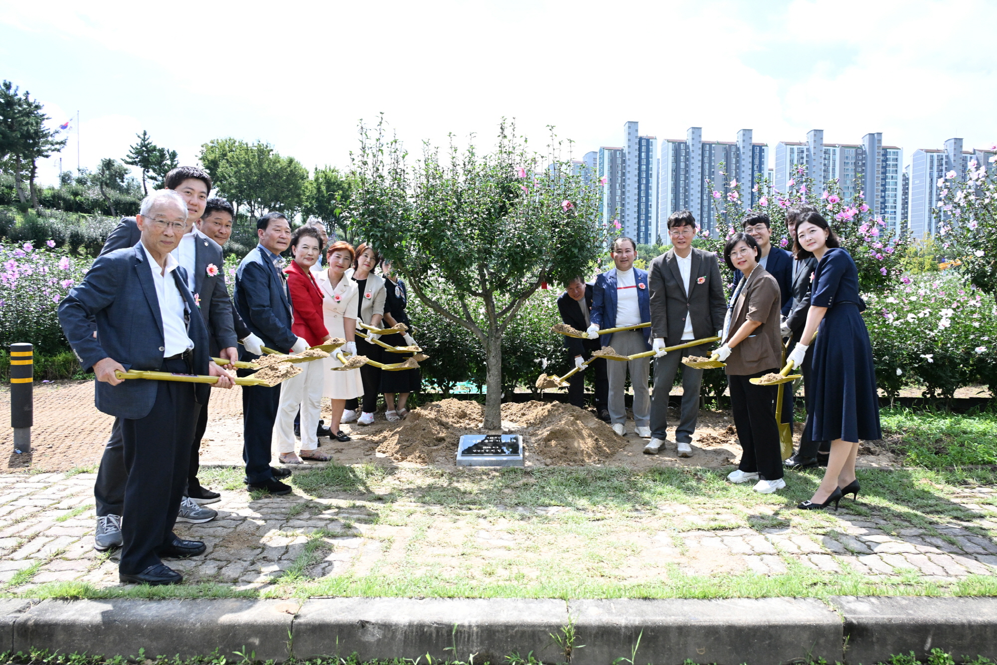 광복 80주년 무궁화로 물든 안산… 축제에 1,500여 명 시민 찾아