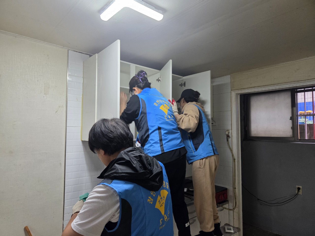 참안산사람들, 안산시 와동 저소득 가정 주거환경개선 봉사 활동 