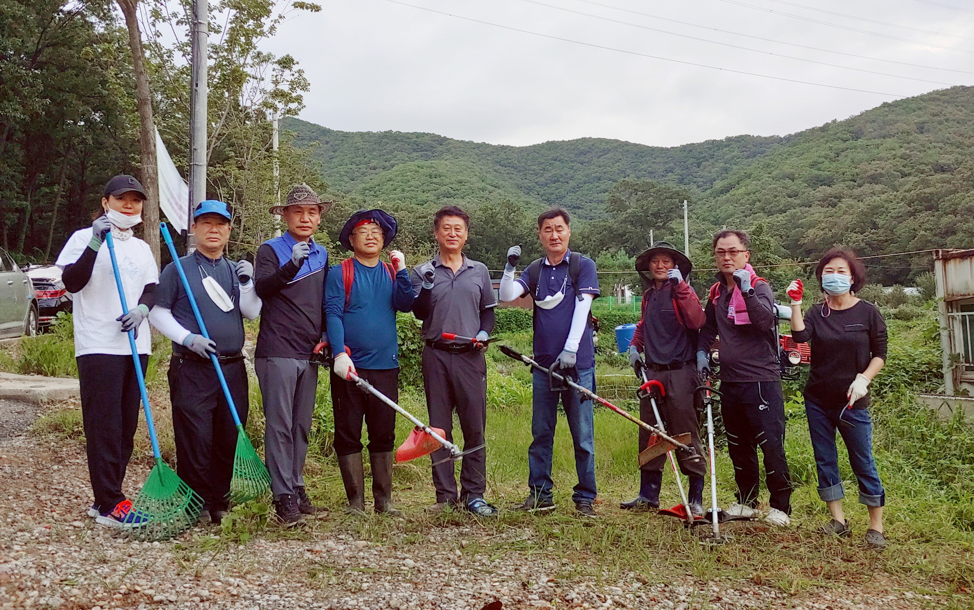 안산시 부곡동 주민자치회, 주말농장 제초작업 ‘구슬땀’