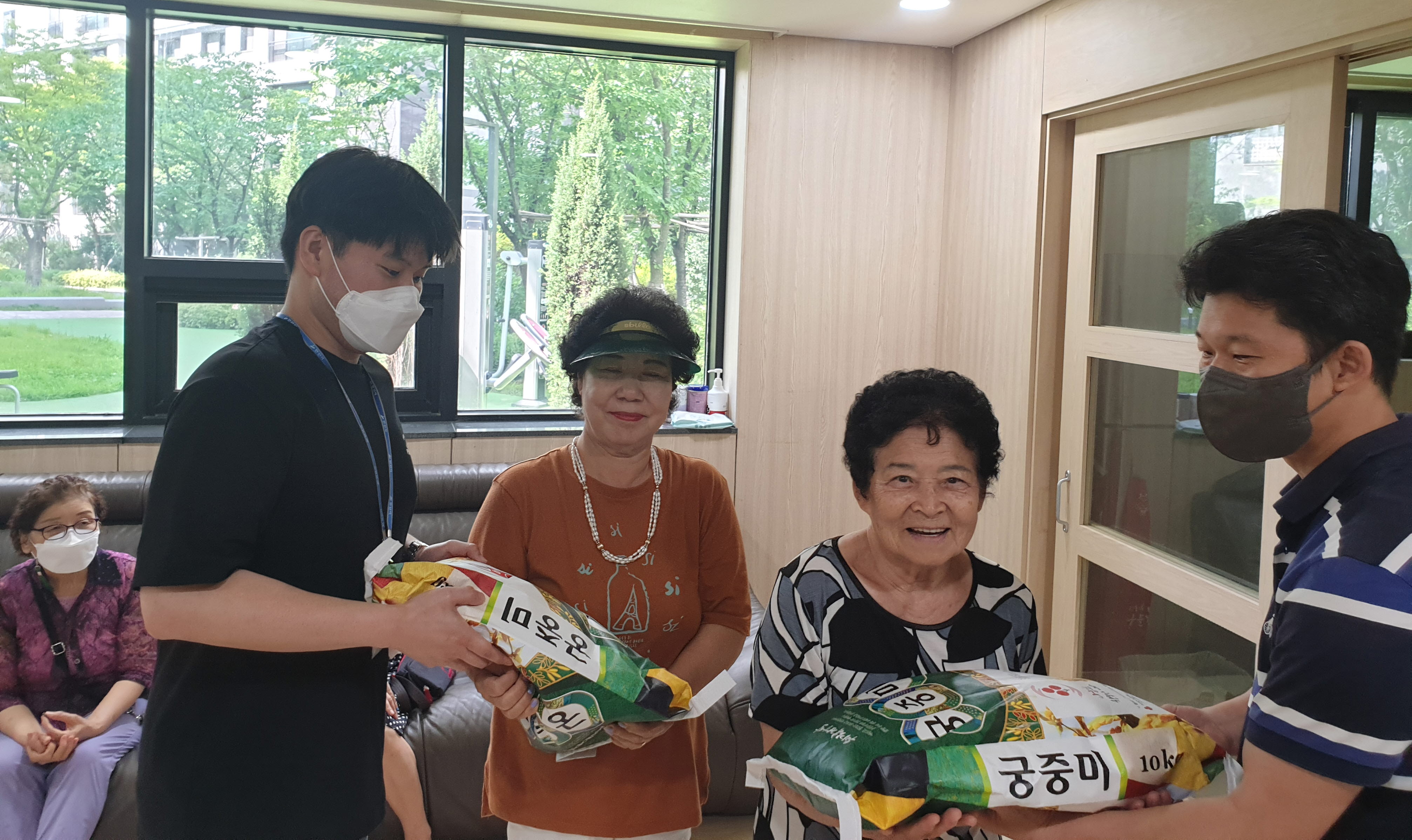 ㈜디아이오토, 초지동에 매월 사랑의 쌀 50포 지원