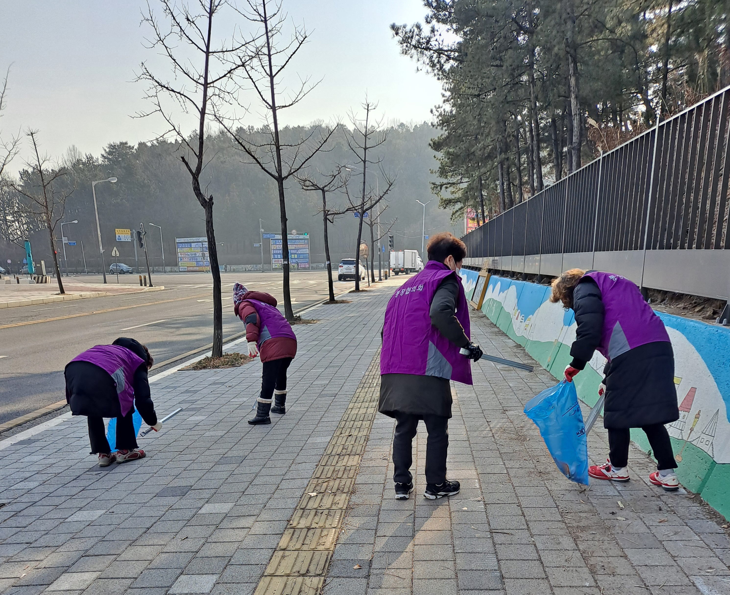 안산시 선부1동 통장협의회, 설맞이 대청소 실시