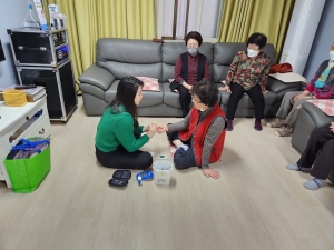 안산시 사이동, 찾아가는 경로당 건강상담실 운영