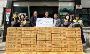 한울타리봉사단, 안산시 와동에 피자 300판 기탁