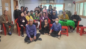 안산시 본오2동 새마을부녀회, 어버이날 맞이 카네이션 전달