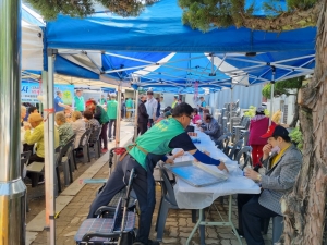 안산시 부곡동 새마을회, 어르신 자장면 및 열무김치 나눔 행사