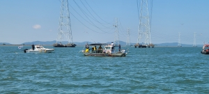 안산시, 시화호 불법어구 209개 행정대집행 실시