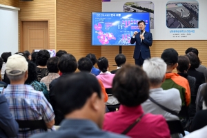 이민근 안산시장, 다문화특구 현장 살피고 주민과 함께 해법 모색