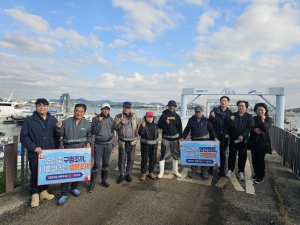 안산시, 소형어선 대상 구명조끼 긴급 보급… 어업인 안전 강화