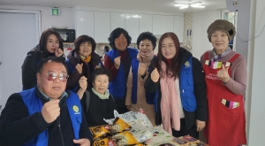 누리봄봉사단, 안산시 이동 관내 경로당에 식품꾸러미 나눔 진행