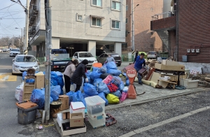 안산시 안산동,“다시 시작할 수 있도록”저장강박증 위기가구에 희망의 손길