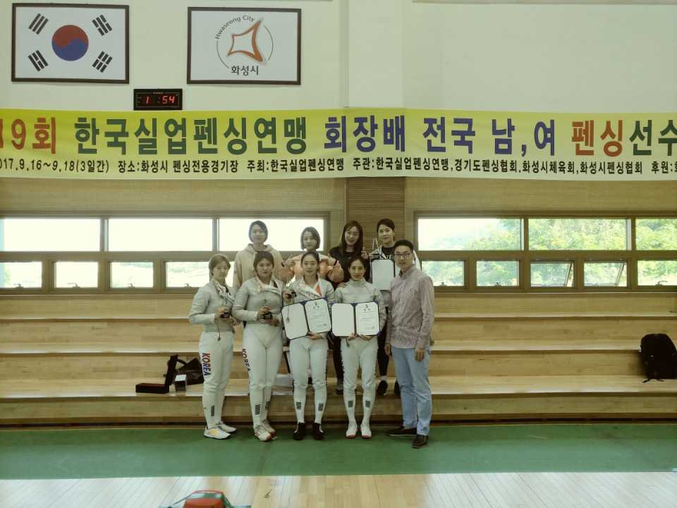 안산시청 펜싱부, 2개 펜싱대회 단체전 우승