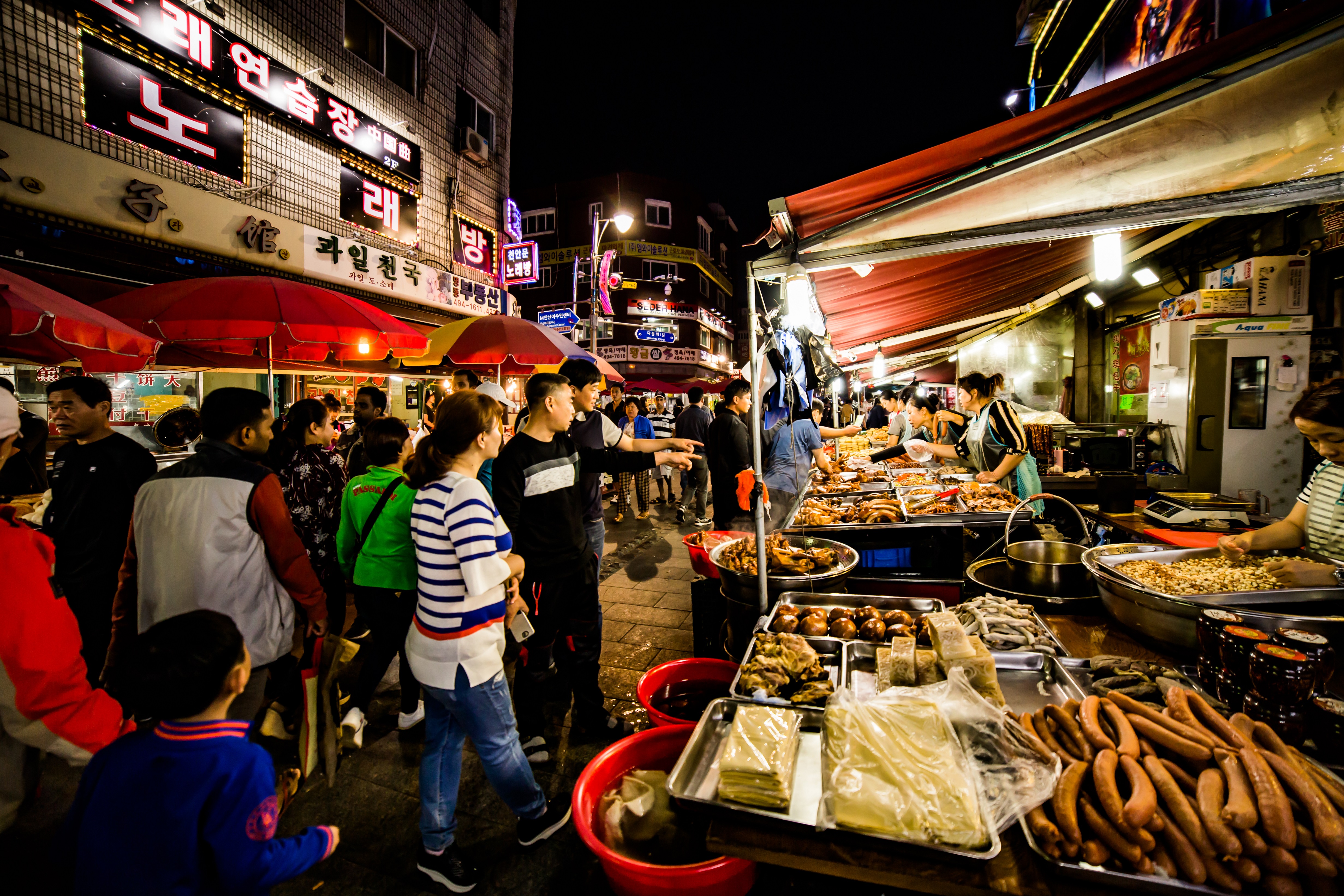 안산시, 다문화마을특구 태양광 LED 도로명판 설치