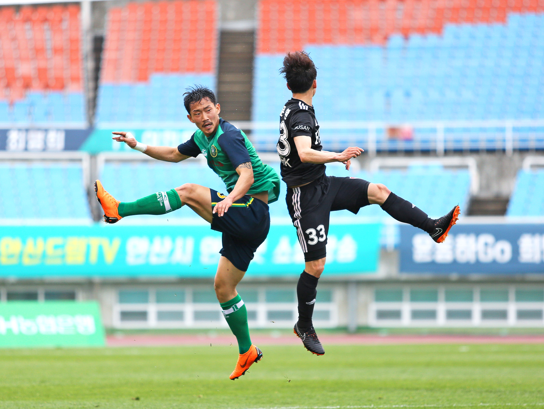 6월 9일(토) 오후 7시, 안산와스타디움  안산 vs 광주