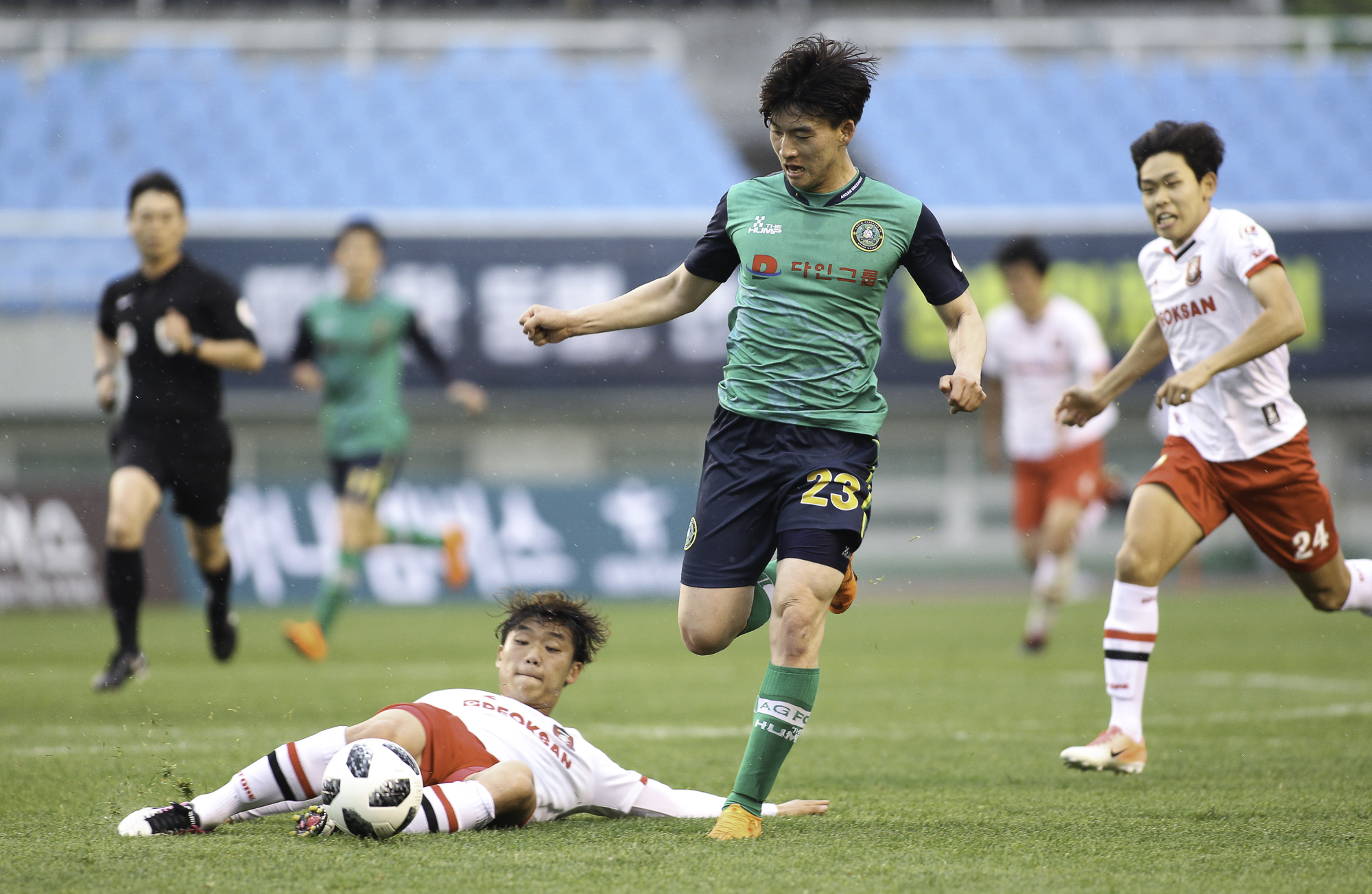 안산, 부천 잡고 중위권 도약한다