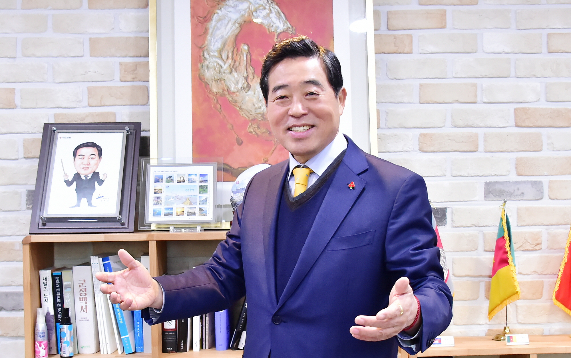 “윤화섭 안산시장님 감사합니다” 감사편지·책 관심 이어져