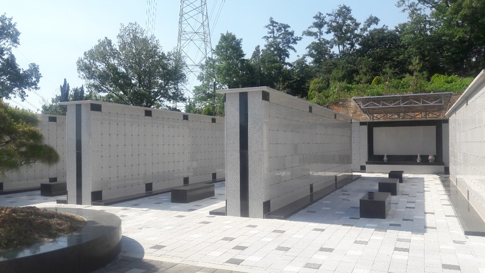안산시 부곡동 하늘공원, 4천578기 봉안시설 확충