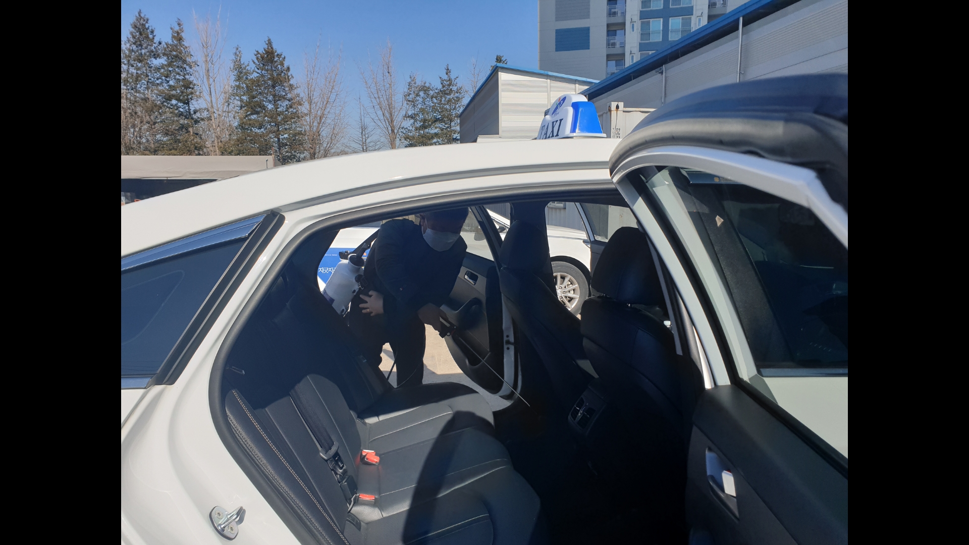 안산시, 택시·차고지 방역 총력…코로나19 예방