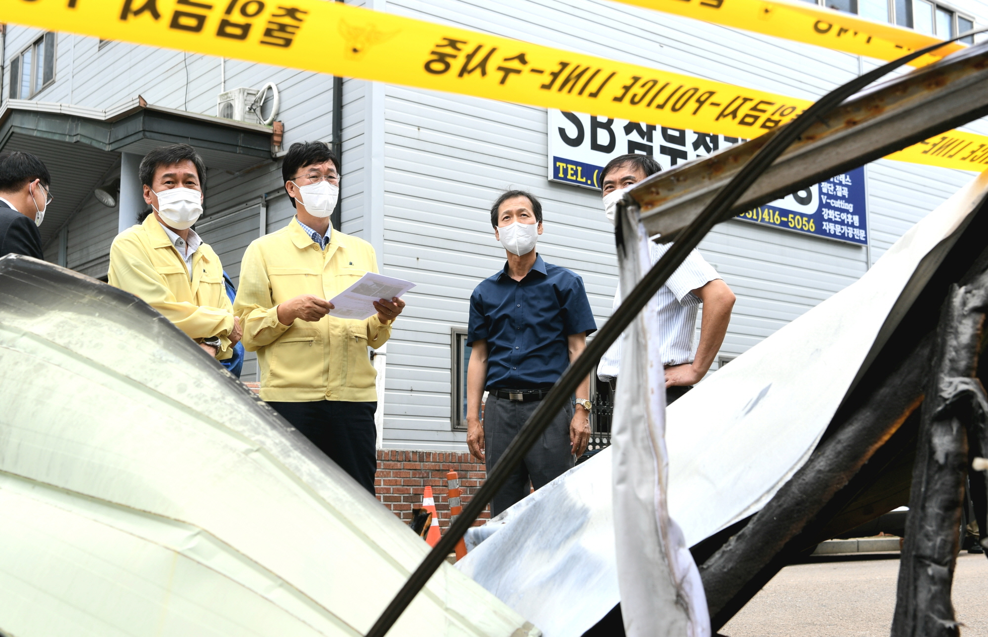 이민근 안산시장, 상록구 팔곡이동 공장 화재현장 점검…“피해기업 지원·복구에 최선”