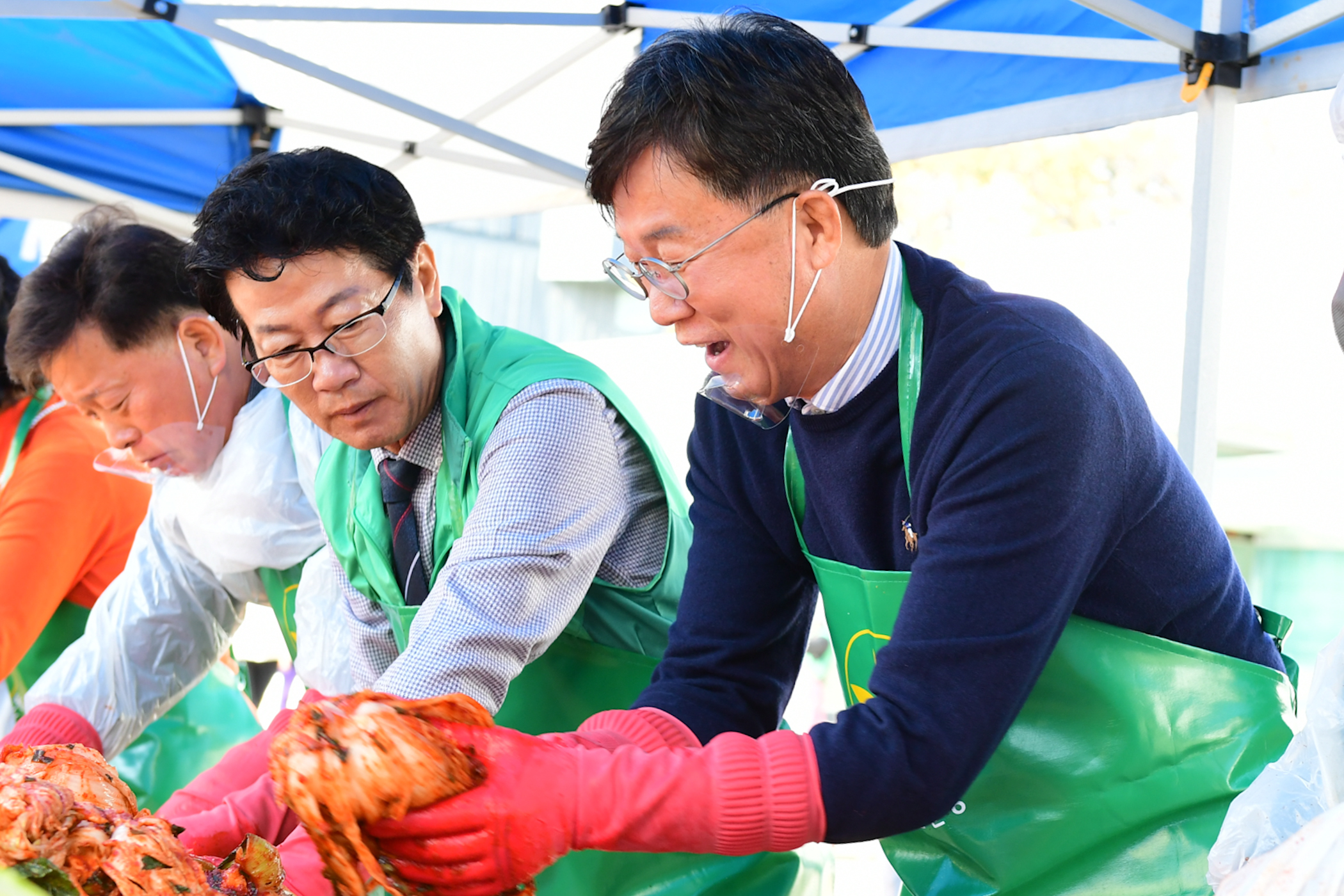 안산시 새마을회, 북한이탈주민과 함께 사랑의 김장 담그기‘훈훈’