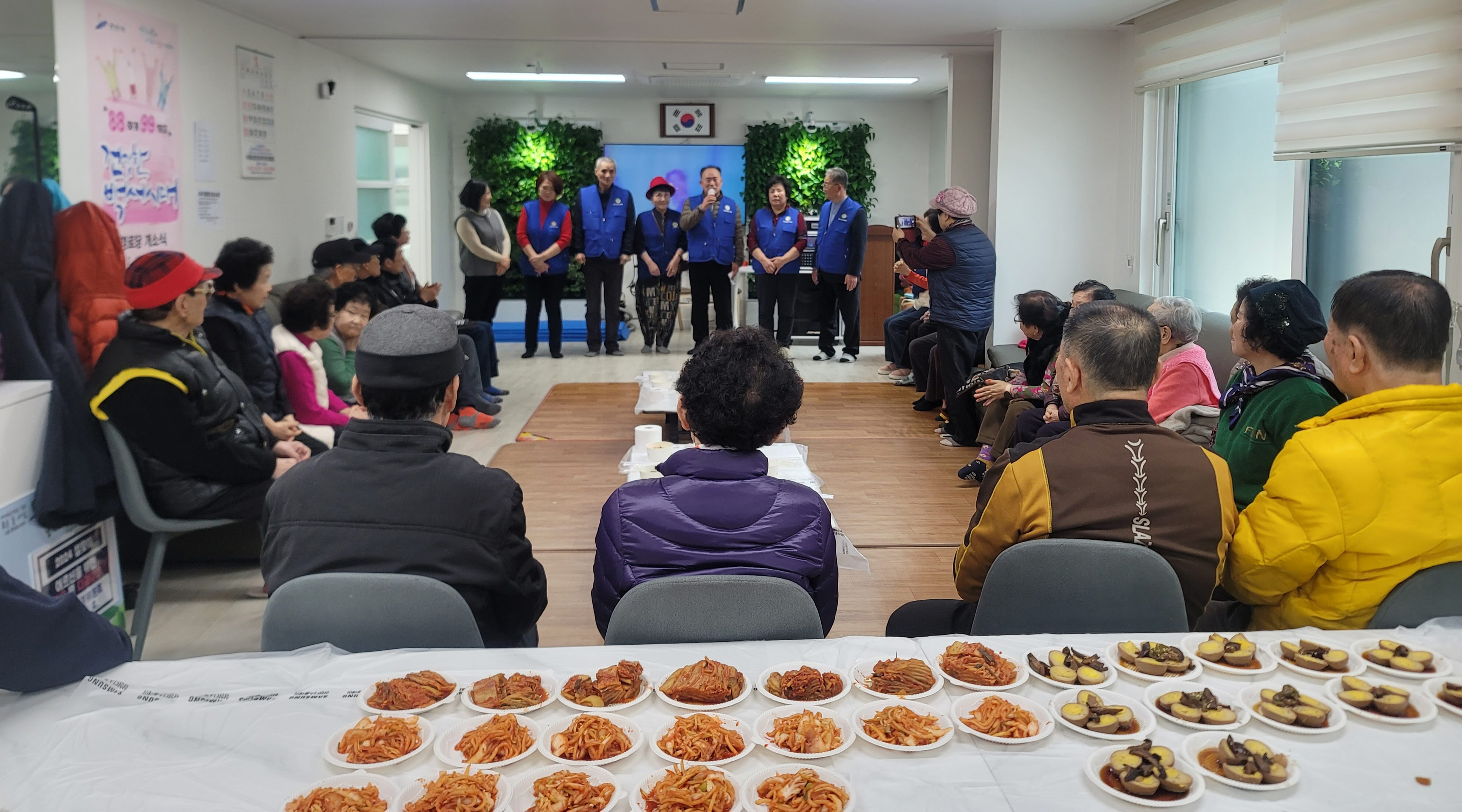 안산시 사동 바르게살기위원회, 설맞이 떡국 나눔 행사