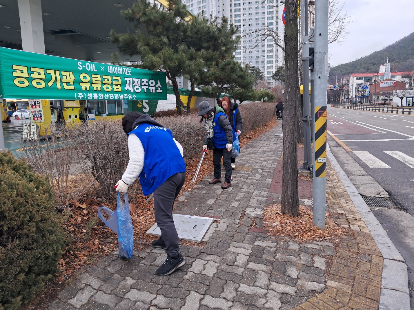 안산시 성포동 바르게살기위원회, 환경정화활동 전개